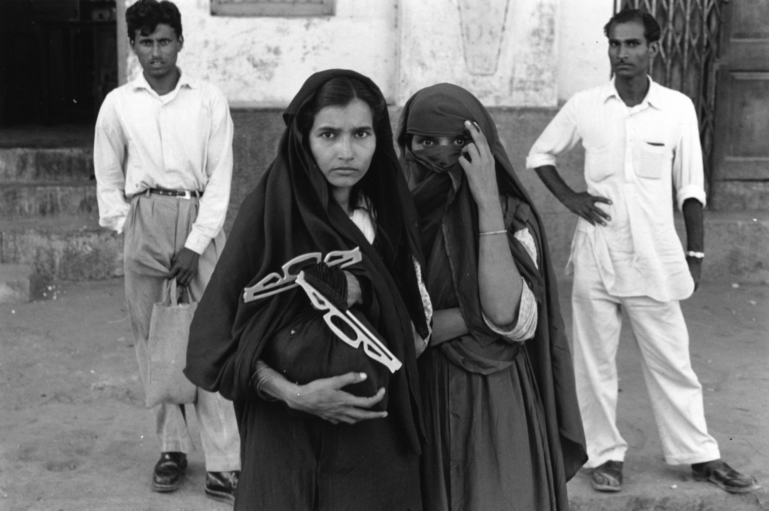 Dorothea Lange - OMCA Two Women, Egypt